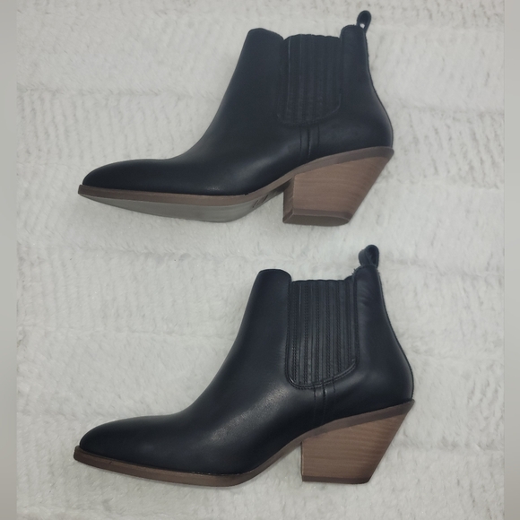 Portland Leather Goods "Dakota" boot - Picture 2 of 9